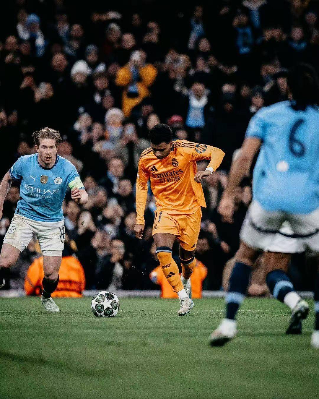 英国威廉希尔-拜仁慕尼黑风光无限，占尽先机，巍然屹立