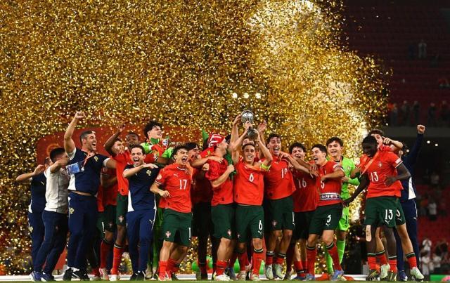 威廉希尔官网-葡萄牙队力克荷兰夺得欧洲冠军