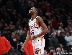 英国威廉希尔-瑙比乌度队威震全场，轻取胜利