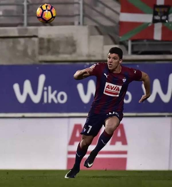 英国威廉希尔-阿利亚出战塞维利亚，力争取得关键三分