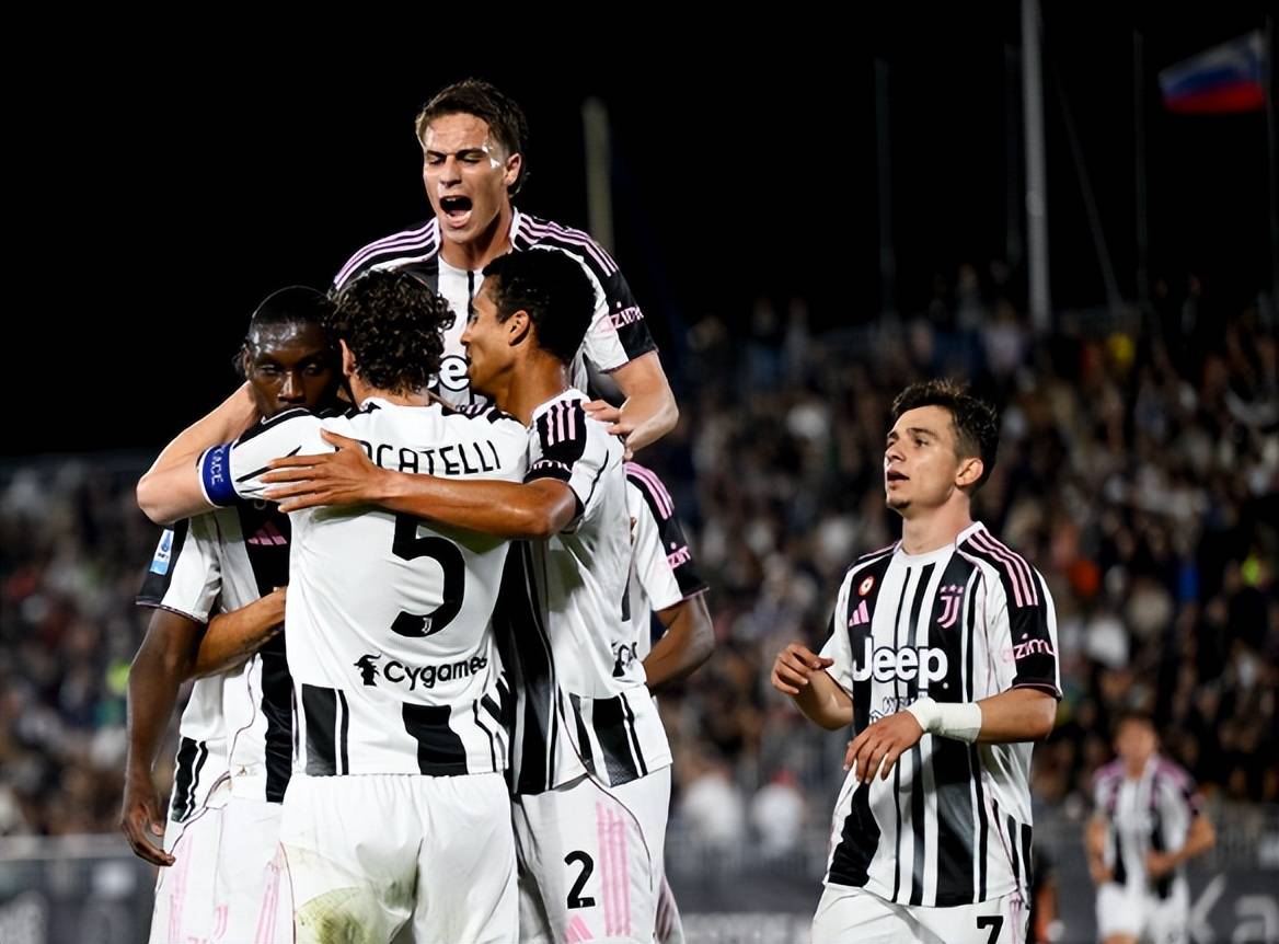 威廉希尔app-AC米兰遭遇惊险逼平喜忧参半