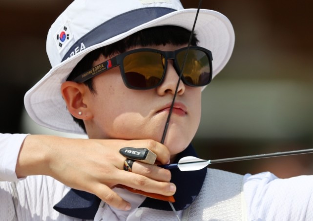 荷兰射箭选手实力夺冠