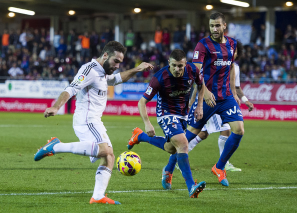 威廉希尔app-格拉纳达大比分胜出，提升排名