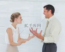 激烈角逐中的主帅人选比拼，背后是无谓的虚荣