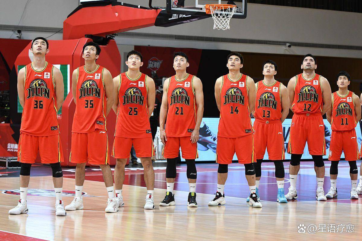 威廉希尔官网-队伍实力较量引爆篮球迷狂热