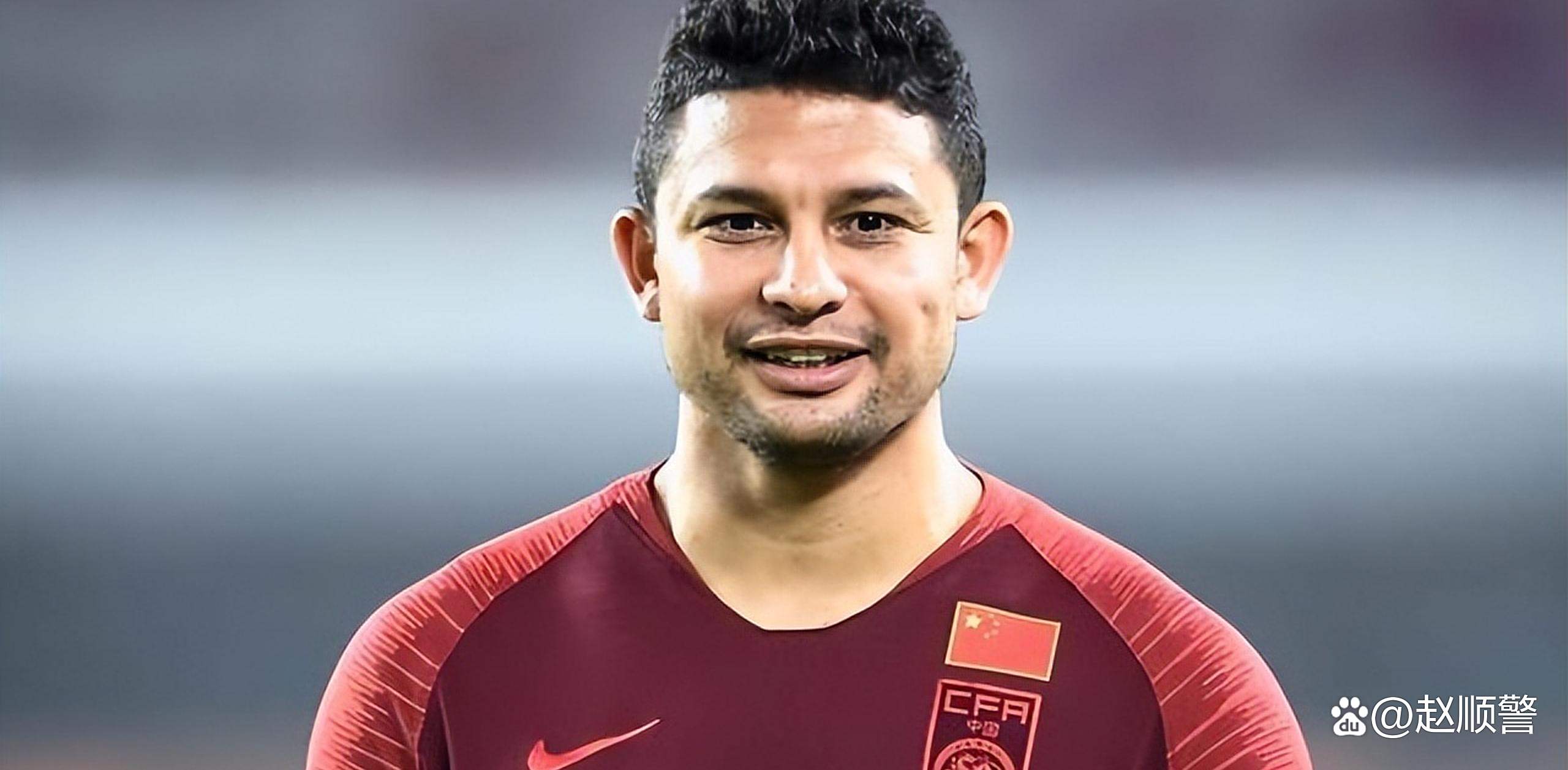 威廉希尔app-球员风采独特，成为焦点人物