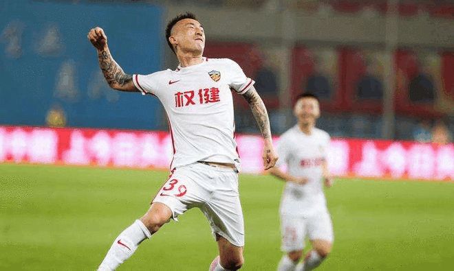 富力客场战平泰达,保持中超积分榜中游位置 富力客场战平泰达,保持中超积分榜中游位置