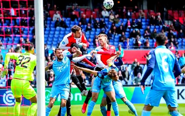 欧冠冠军争夺激烈，谁能笑到最后