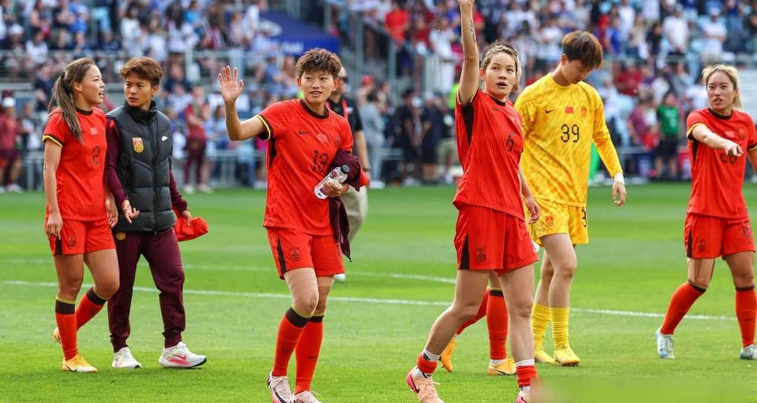 国内女足群芳争艳：精彩比赛令人回味无穷