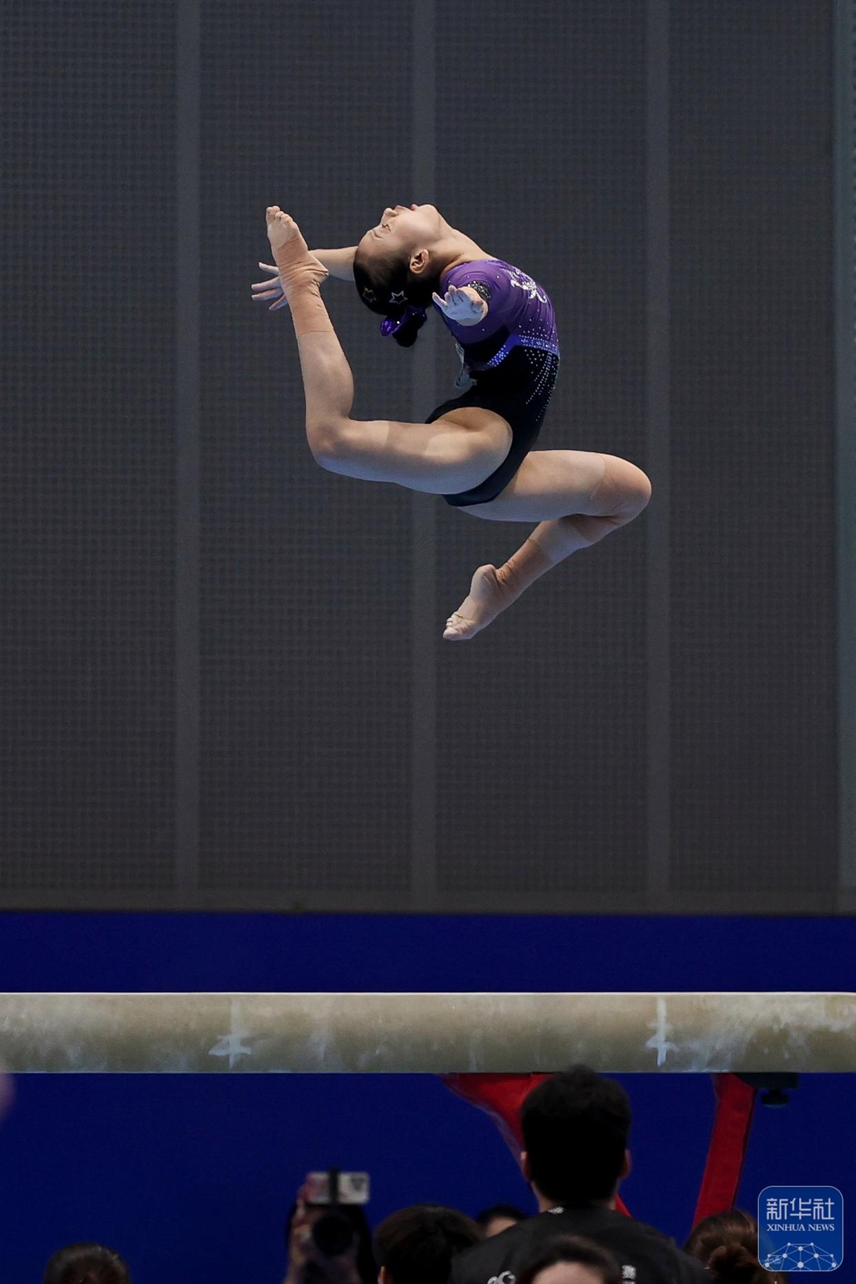 创新突破！女子体操比赛大放异彩