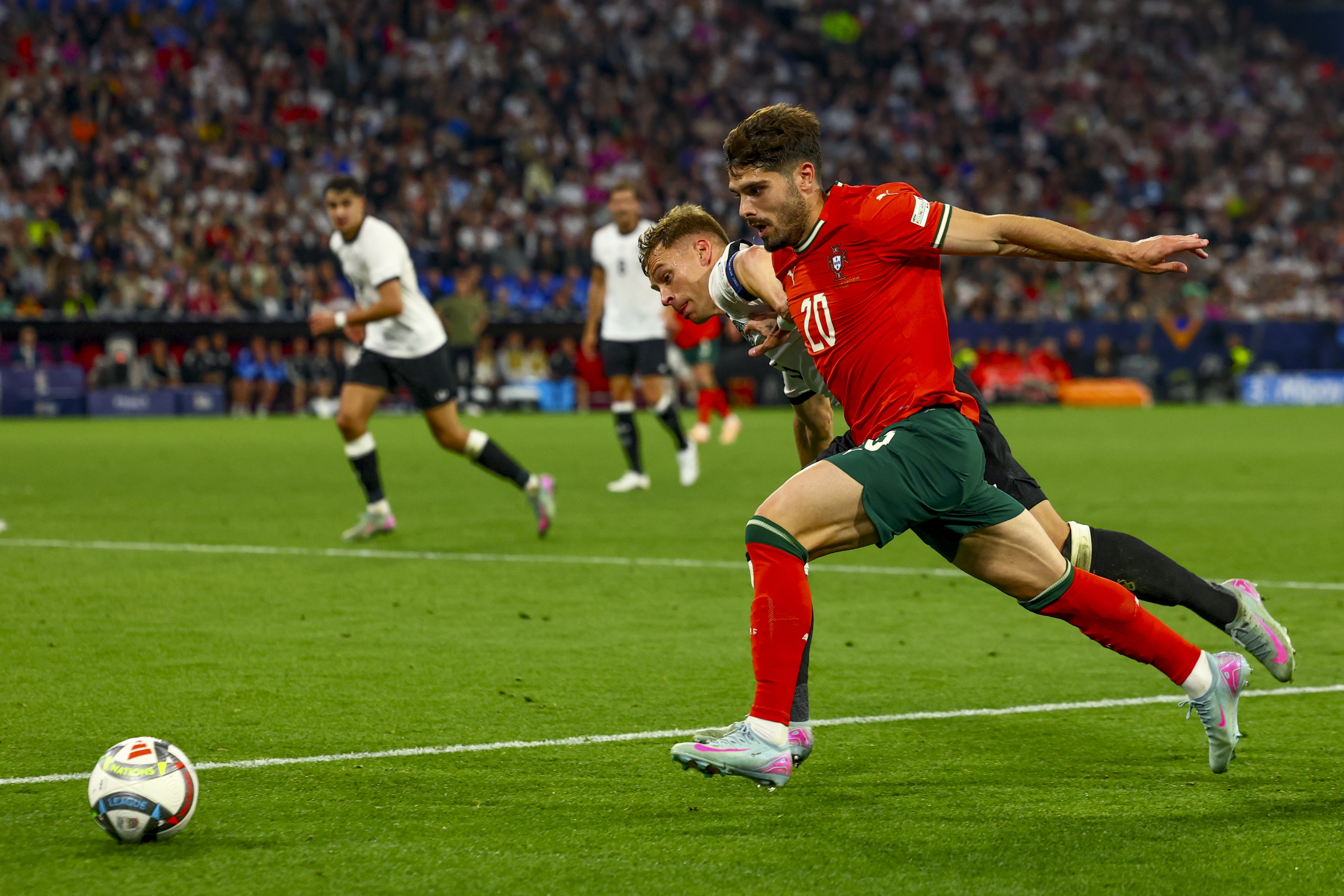 葡萄牙凭借神勇晋级欧国联半决赛