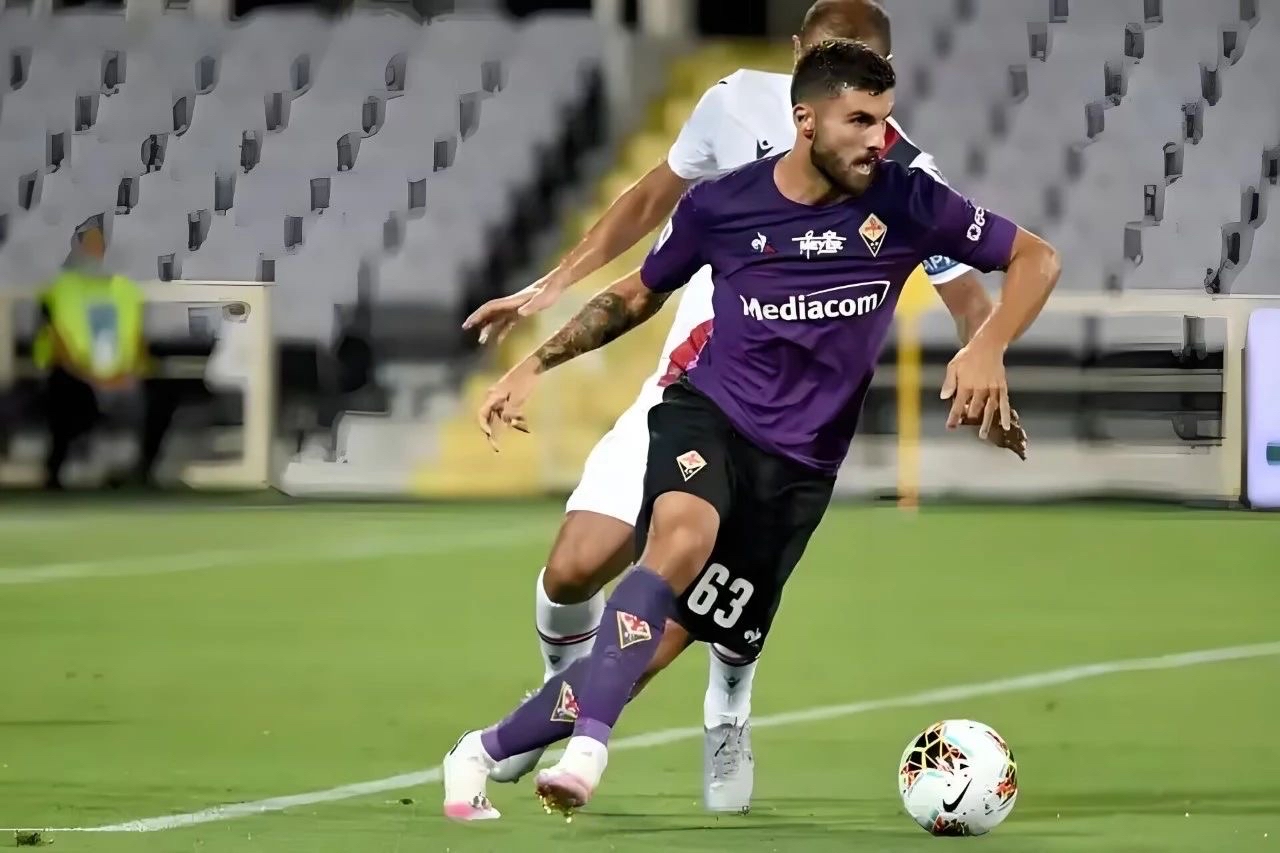 那不勒斯队vs佛罗伦萨队大比分胜出