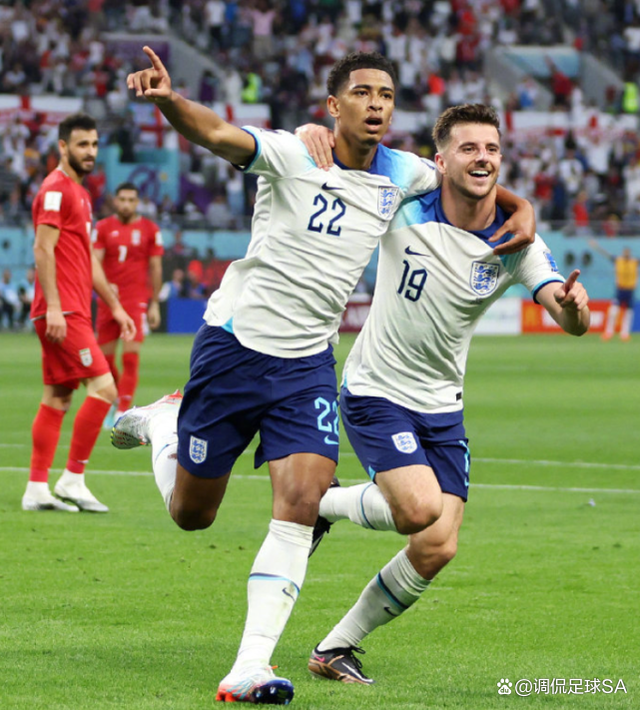 丹麦射手转投英超球队，引发球迷热议