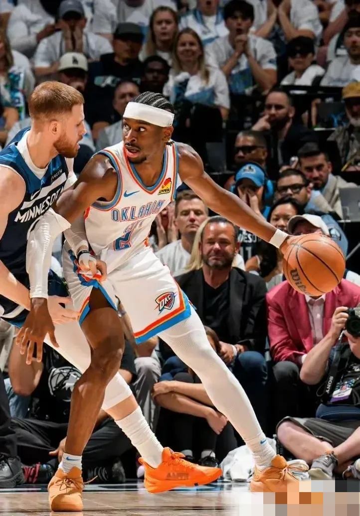 雷霆胜尼克斯,戈迪有门地所潘斯发别 雷霆胜尼克斯,戈迪有门地所潘斯发别