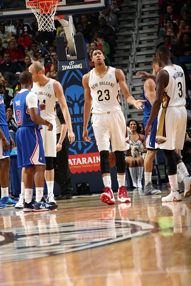 活塞新老交替乍现一瞥，球队重振旗鼓期待未来