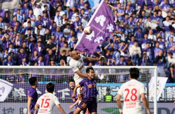 威廉希尔app-国脚传射建功，率队击败对手