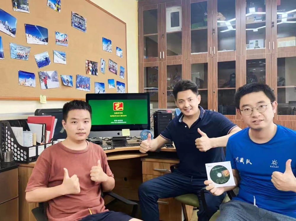 亚洲队长接受专访，分享背后付出千辛万苦