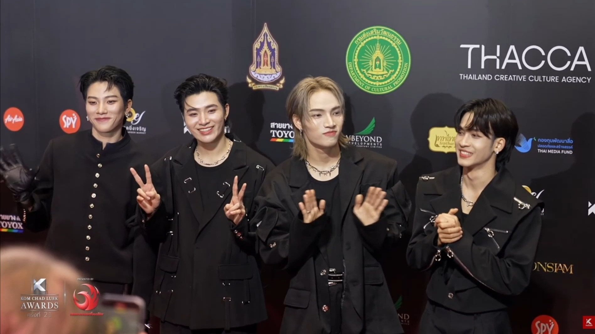 威廉希尔官网-泰国选手集体爆发夺冠