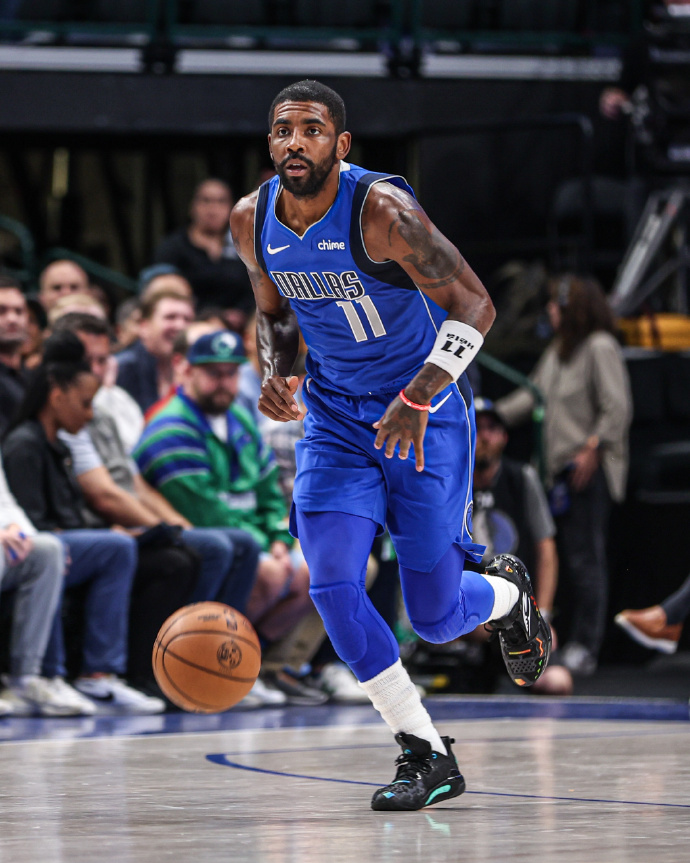 猛龙惨败独行侠，遭遇两连败