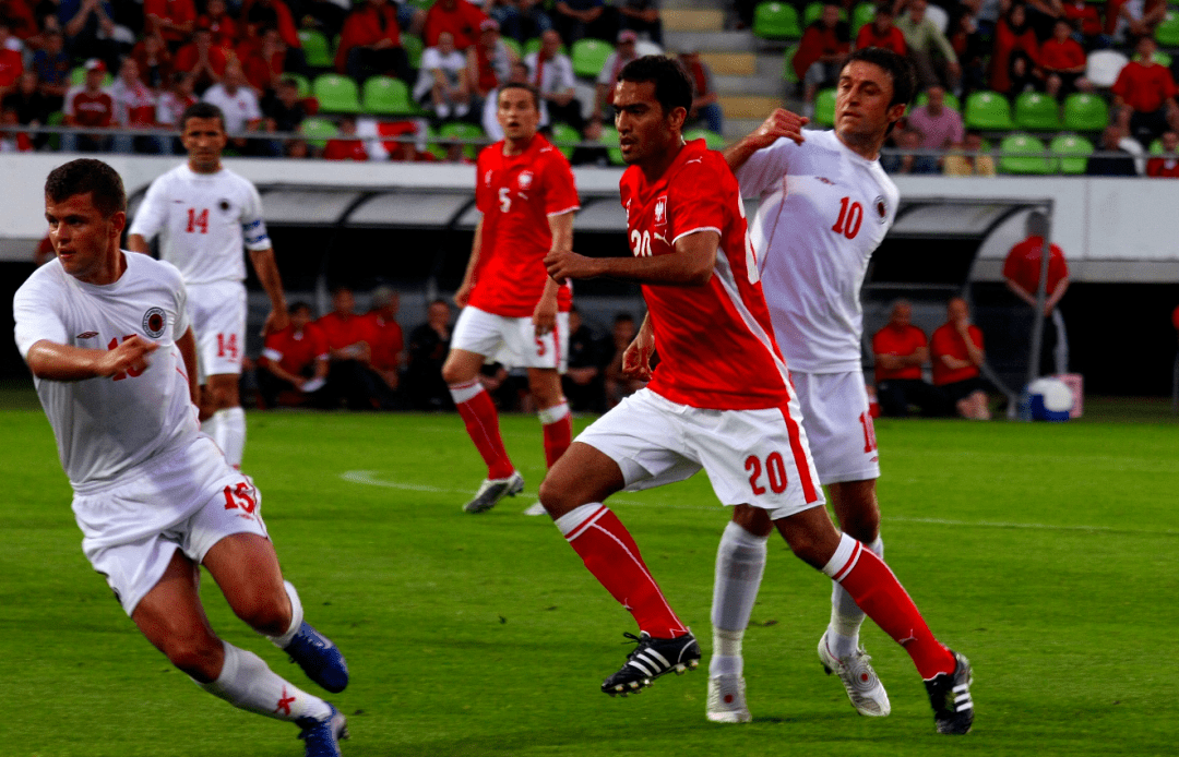 阿尔巴尼亚队在欧预赛中击败对手，实力超群