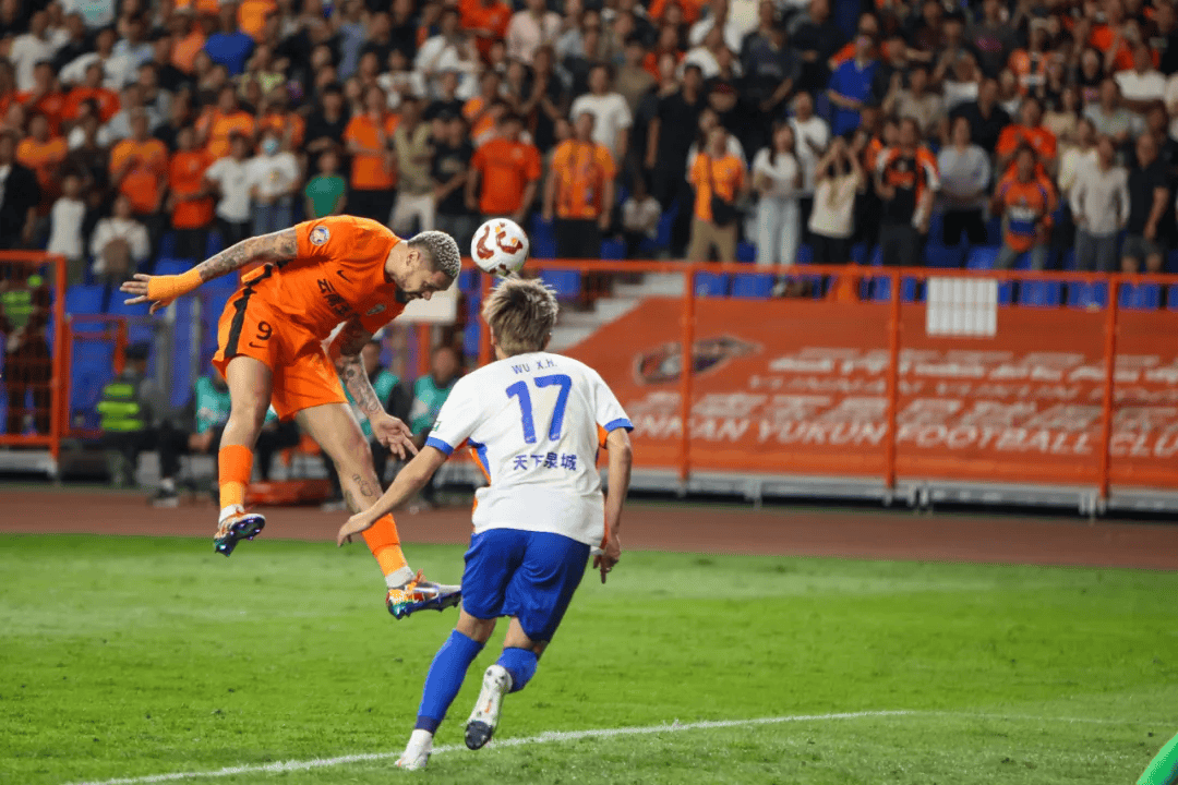 对手实力强劲，球队迎战艰难