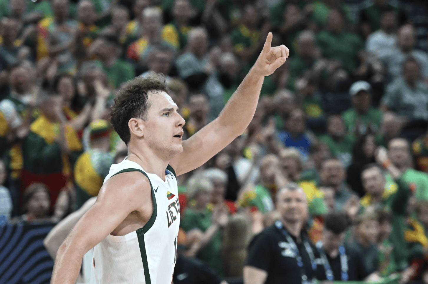 威廉希尔中文站-立陶宛篮球联赛选手在国际顶级赛事中崭露头角