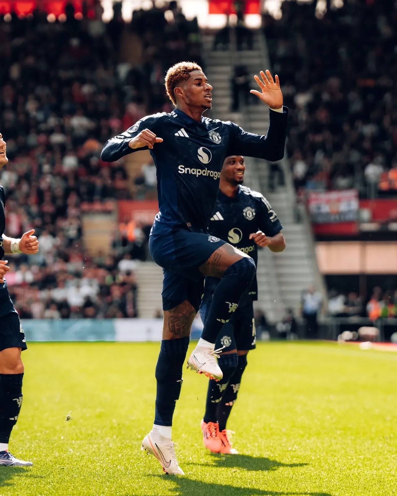 英国威廉希尔-曼联诚意角逐，欧冠与豪门球队争锋相对