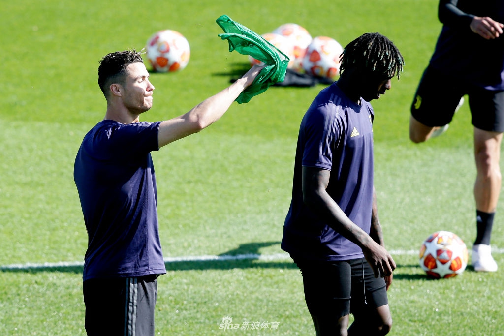 柏林青年获胜在望，士气爆棚备战下轮