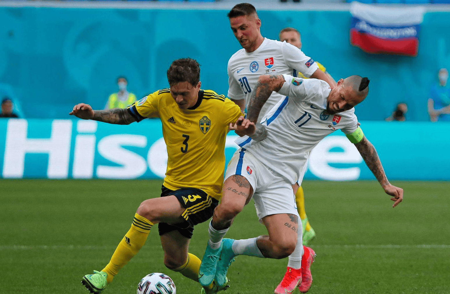 科隆队员因伤退出比赛，备战受影响