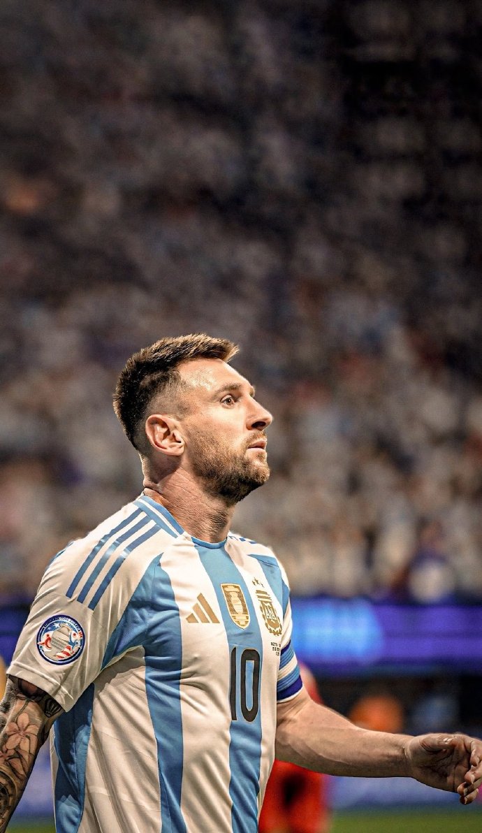 梅西连续进球，助蓝军力挽狂澜！