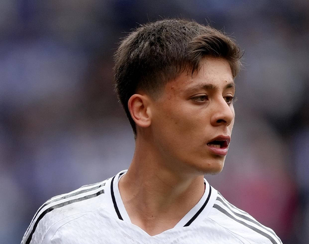 阿森纳年轻球员崭露头角，表现出色