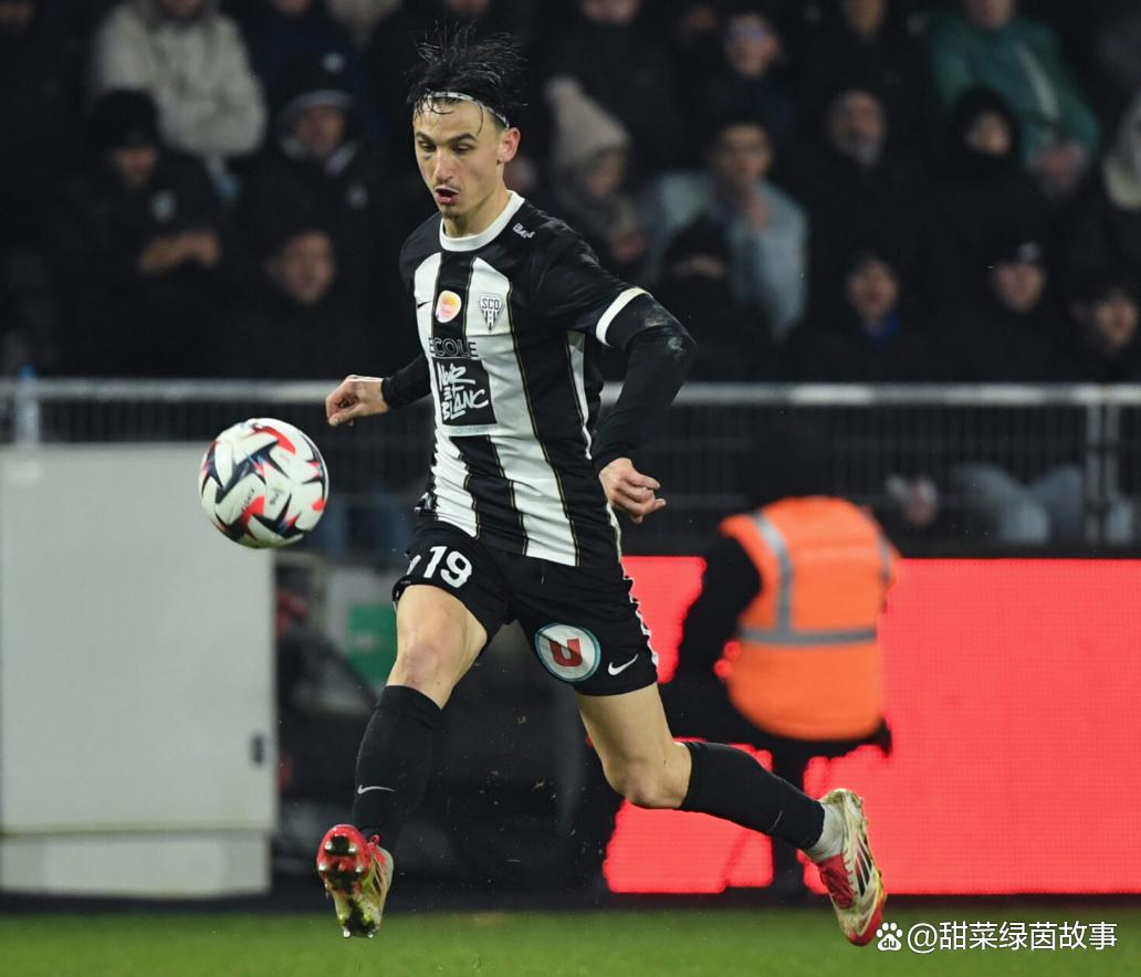 兰斯取胜昂热，法甲联赛惊现黑马