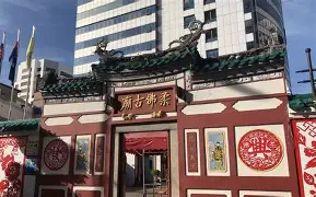 柔佛达鲁威猛攻对手，势如破竹